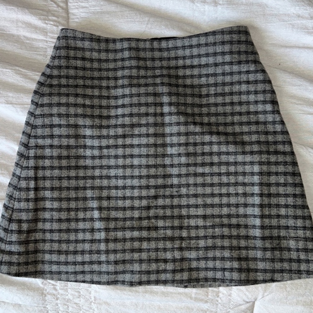 Aritzia Wilfred mini skirt